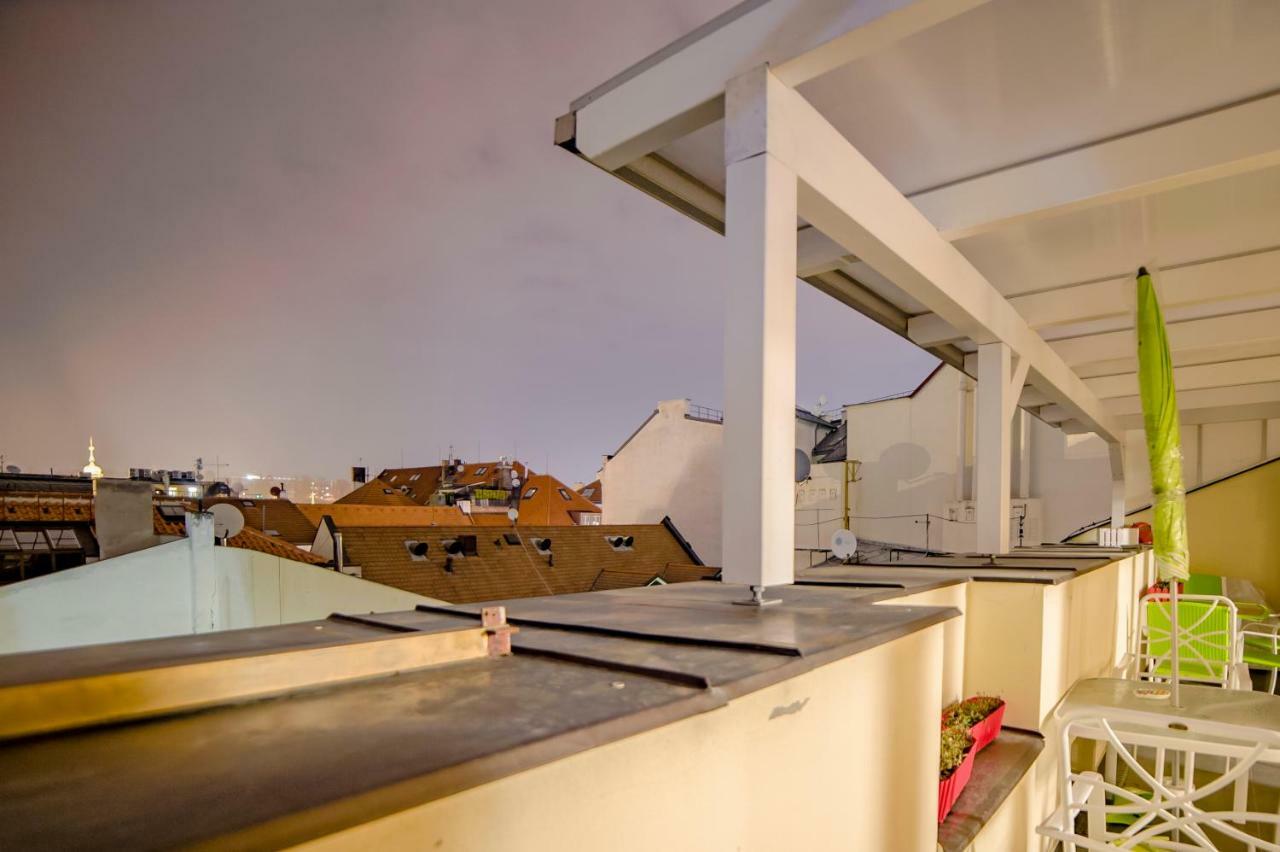 Unique Luxury Loft With Terrace In Old Town Διαμέρισμα Πράγα Εξωτερικό φωτογραφία